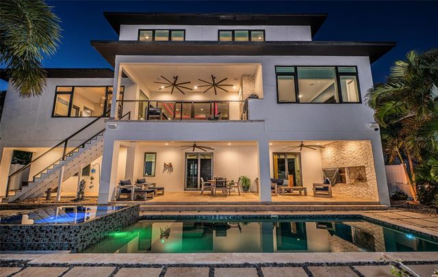 7822 CAUSEWAY BOULEVARD S, St Petersburg, FL 33707