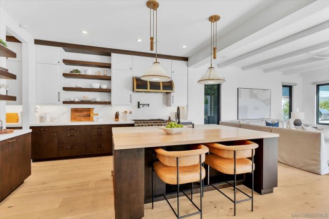 120 Carob Way, Coronado, CA 92118