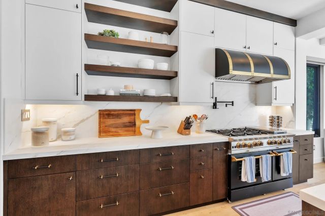 120 Carob Way, Coronado, CA 92118