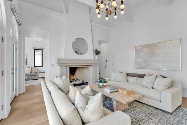 120 Carob Way, Coronado, CA 92118