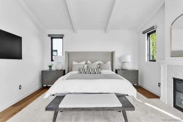 120 Carob Way, Coronado, CA 92118