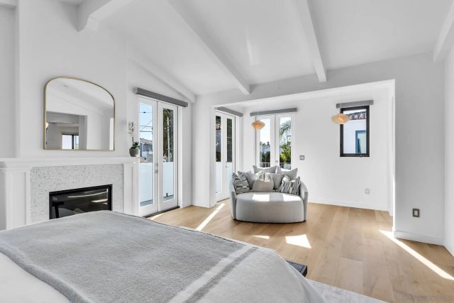 120 Carob Way, Coronado, CA 92118