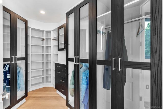 120 Carob Way, Coronado, CA 92118