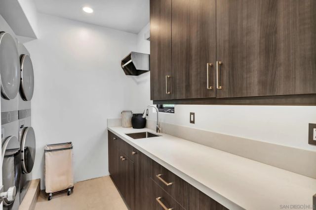 120 Carob Way, Coronado, CA 92118