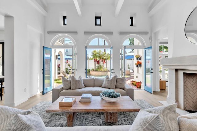 120 Carob Way, Coronado, CA 92118