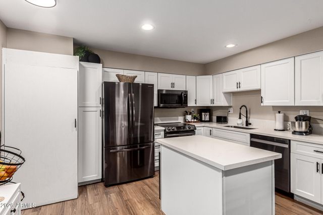 141 N DATE Street 63, Mesa, AZ 85201