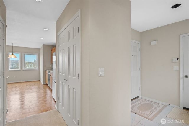 126 Cormorant Drive, Steilacoom, WA 98388