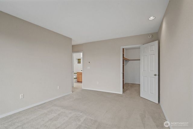 126 Cormorant Drive, Steilacoom, WA 98388