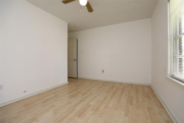5418 Myrtlewood Street, Houston, TX 77033