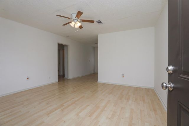 5418 Myrtlewood Street, Houston, TX 77033