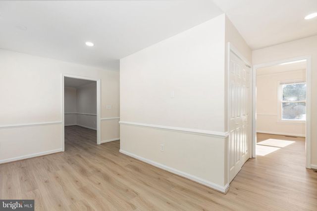 35 FOX RUN LN, Fredericksburg, VA 22405