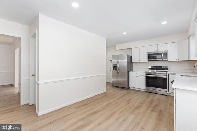 35 FOX RUN LN, Fredericksburg, VA 22405