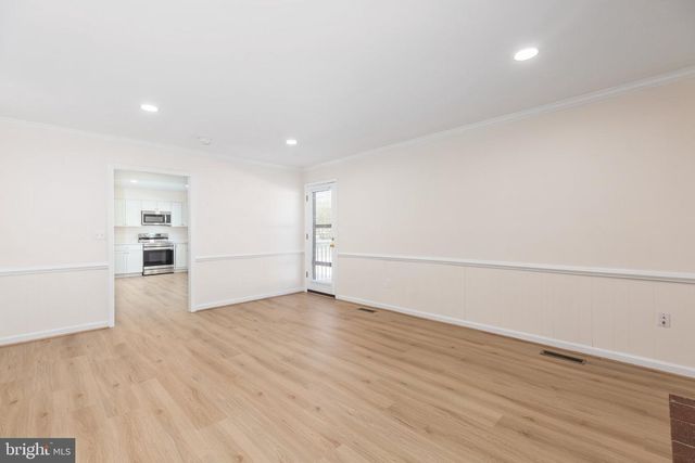 35 FOX RUN LN, Fredericksburg, VA 22405