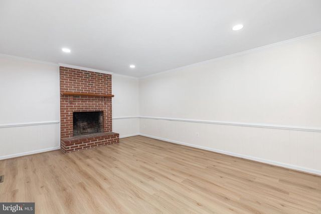 35 FOX RUN LN, Fredericksburg, VA 22405