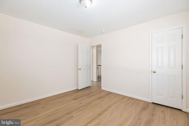 35 FOX RUN LN, Fredericksburg, VA 22405