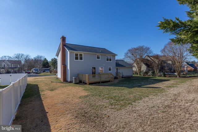 35 FOX RUN LN, Fredericksburg, VA 22405