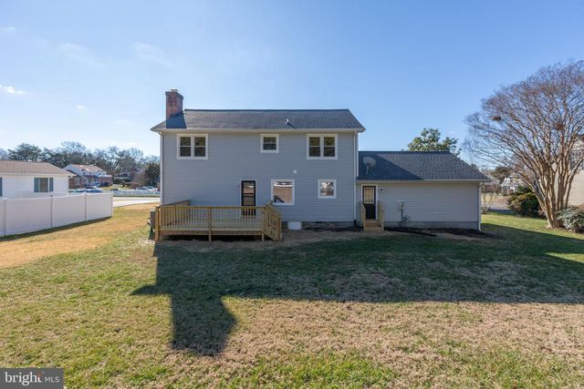35 FOX RUN LN, Fredericksburg, VA 22405