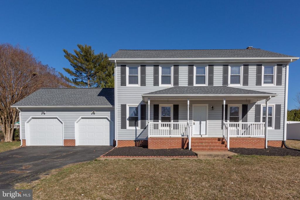 35 FOX RUN LN, Fredericksburg, VA 22405