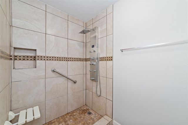 11435 Olivewood Drive, Houston, TX 77089