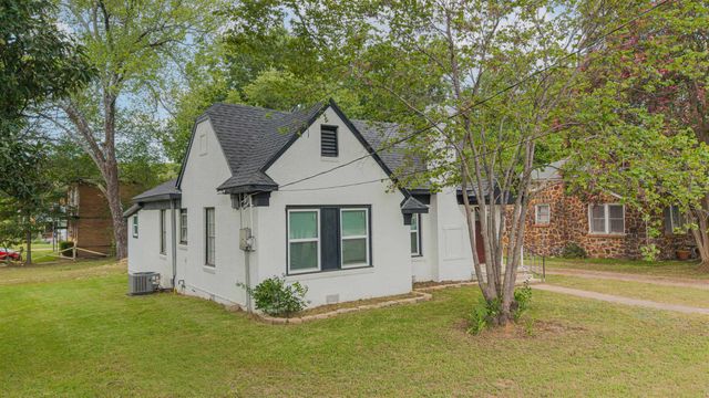 1809 S Green St., Longview, TX 75602