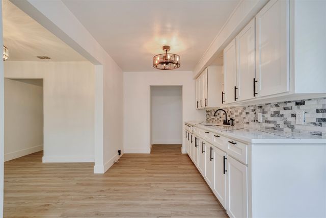 1809 S Green St., Longview, TX 75602