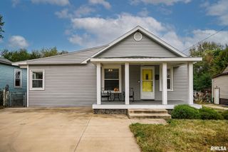 1107 MECHANIC Street, Pekin, IL 61554