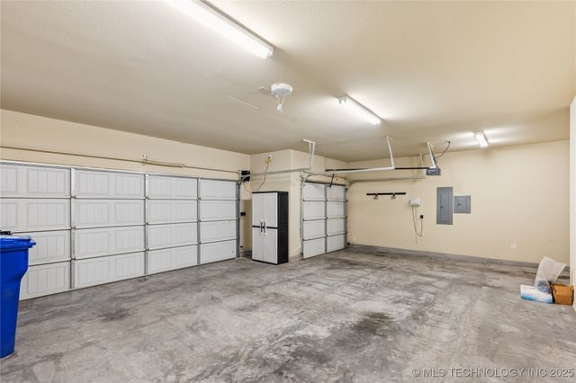 3726 S Fir Boulevard, Broken Arrow, OK 74011