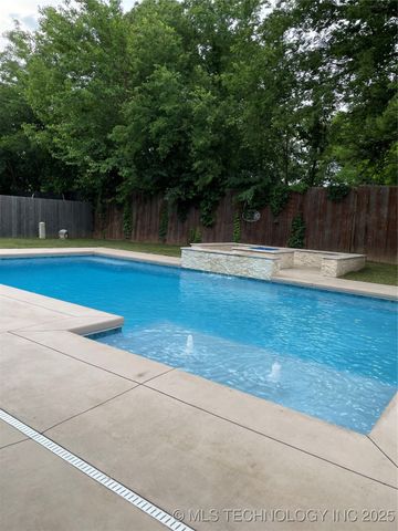 3726 S Fir Boulevard, Broken Arrow, OK 74011