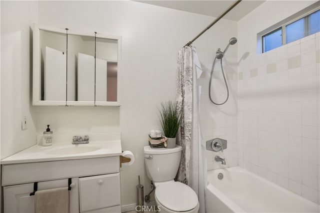 5774 Bertrand, Encino, CA 91316