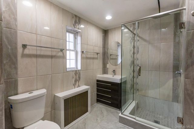 73-35 189th Street, Fresh Meadows, NY 11366