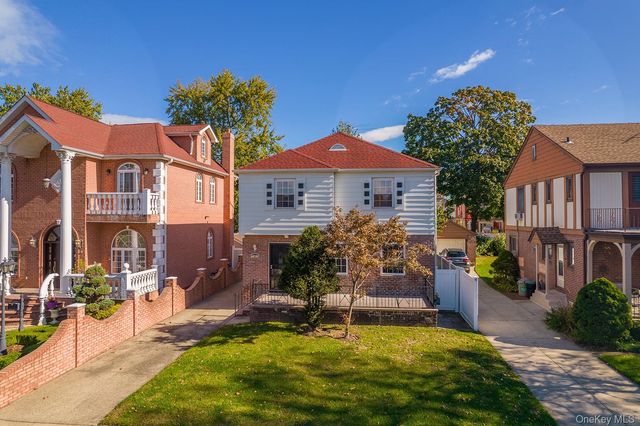 73-35 189th Street, Fresh Meadows, NY 11366
