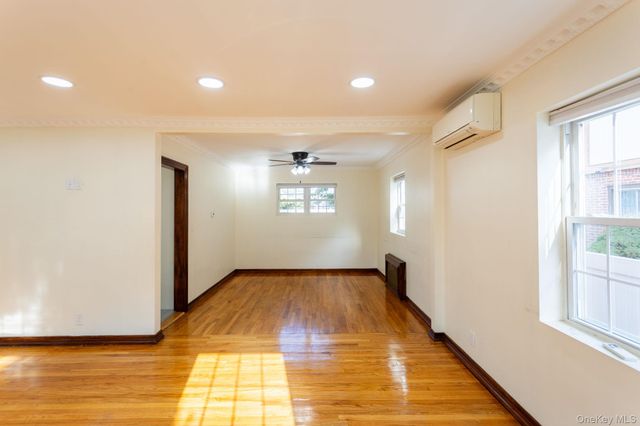 73-35 189th Street, Fresh Meadows, NY 11366