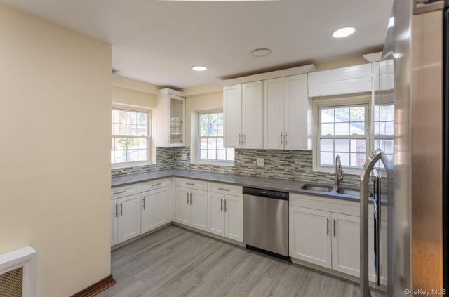 73-35 189th Street, Fresh Meadows, NY 11366
