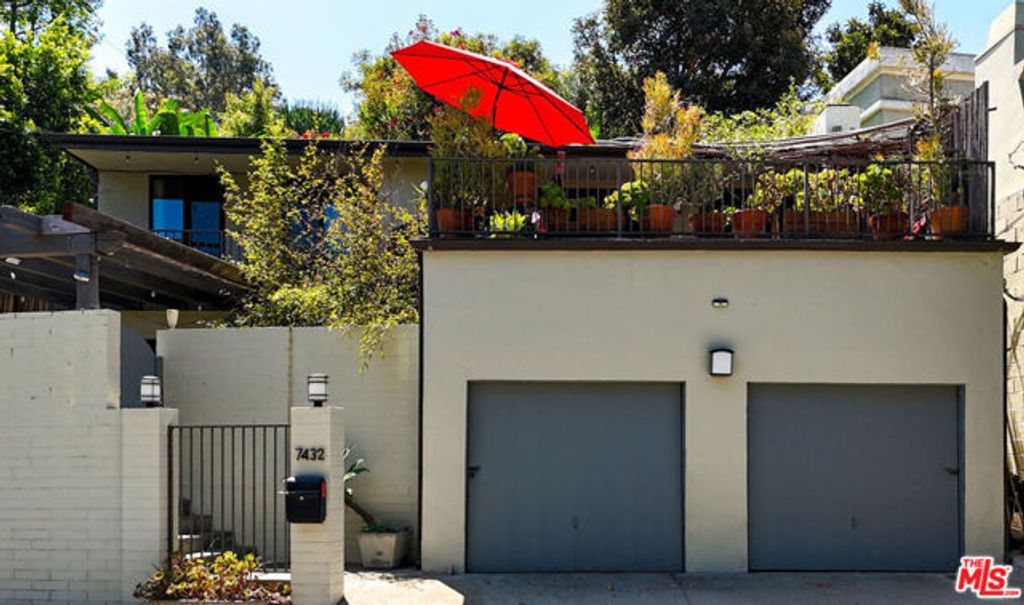7432 Woodrow Wilson Drive, Los Angeles, CA 90046