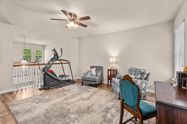 31 Endor Forest Place, The Woodlands, TX 77382
