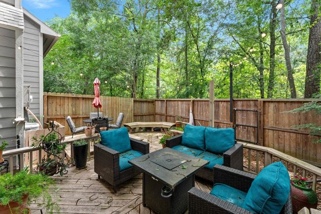 31 Endor Forest Place, The Woodlands, TX 77382