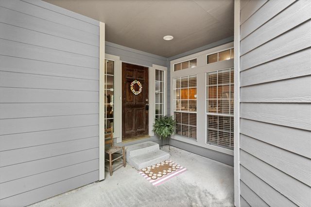 31 Endor Forest Place, The Woodlands, TX 77382
