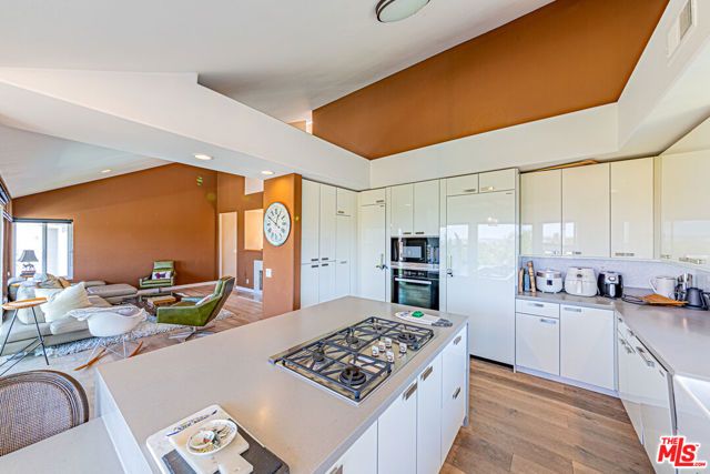 6 Sirius, Irvine, CA 92603