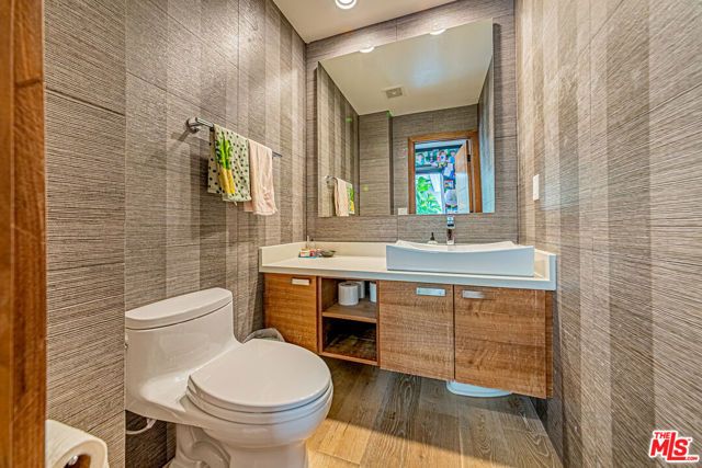 6 Sirius, Irvine, CA 92603
