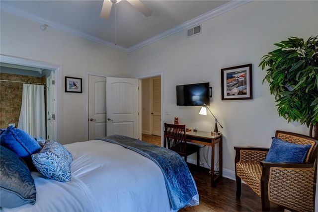 1001 The Cape RD 32, Horseshoe Bay, TX 78657