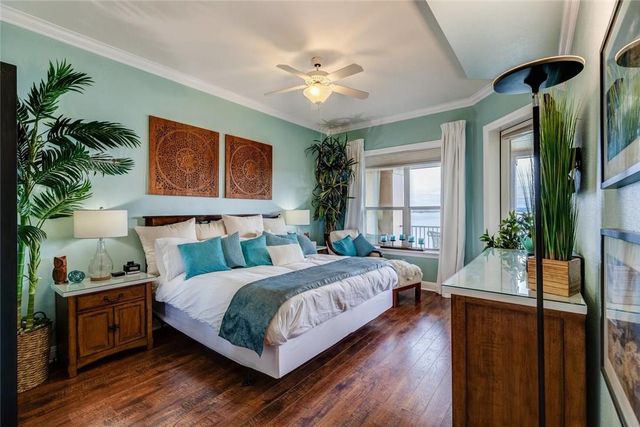 1001 The Cape RD 32, Horseshoe Bay, TX 78657