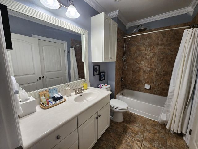 1001 The Cape RD 32, Horseshoe Bay, TX 78657