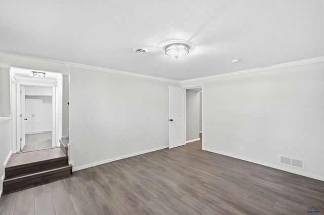 1220 RANGE VIEW CIR, Rapid City, SD 57701