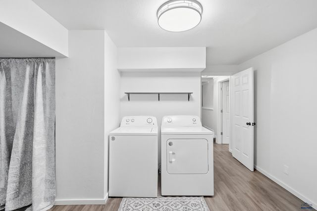 1220 RANGE VIEW CIR, Rapid City, SD 57701