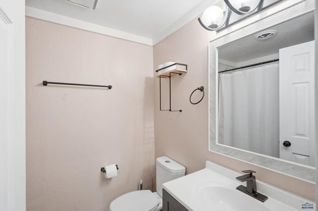 1220 RANGE VIEW CIR, Rapid City, SD 57701
