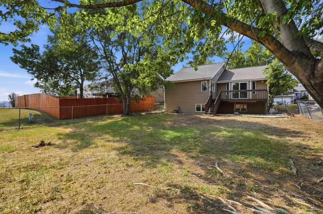 1220 RANGE VIEW CIR, Rapid City, SD 57701