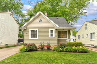 2957 Thomas Avenue, Berkley, MI 48072
