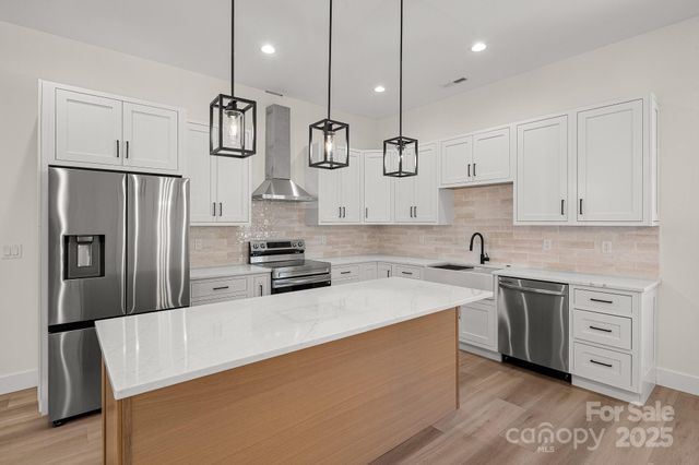 4 Shytle Lane, Fletcher, NC 28732