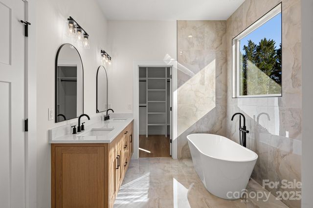 4 Shytle Lane, Fletcher, NC 28732