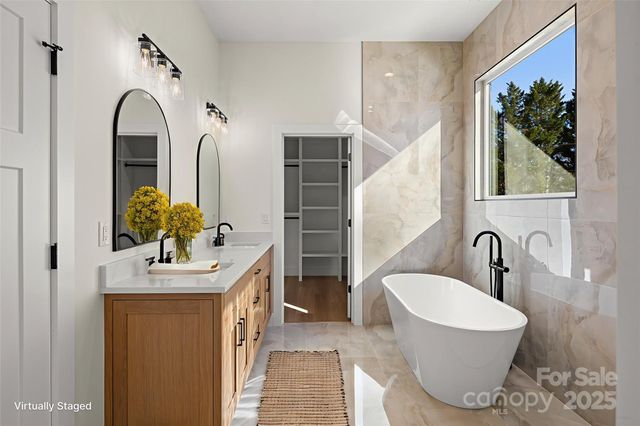 4 Shytle Lane, Fletcher, NC 28732